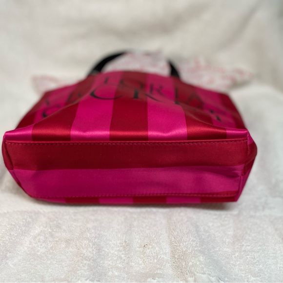 Victoria's Secret Bold Pink Striped Tote - Picture 3 of 6